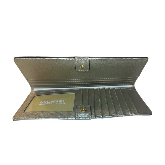 NEW Michael Kors Metallic Gold Bifold Wallet - Picture 3 of 10